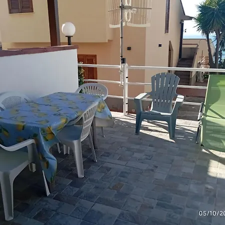 Tra Cielo E Mare アパート Capo dʼOrlando